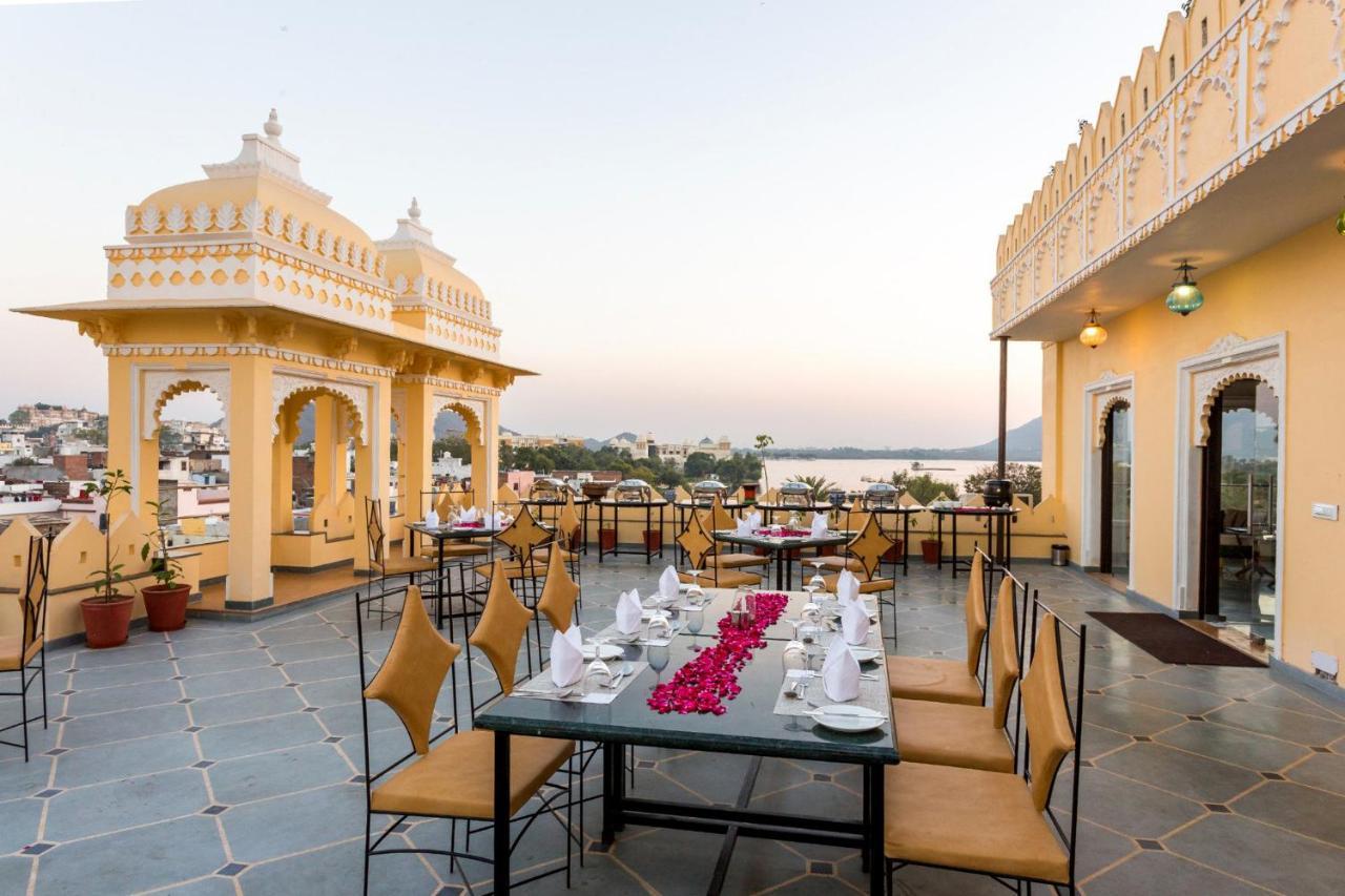 Bloom Boutique L Lake Pichola Udaipur Bagian luar foto