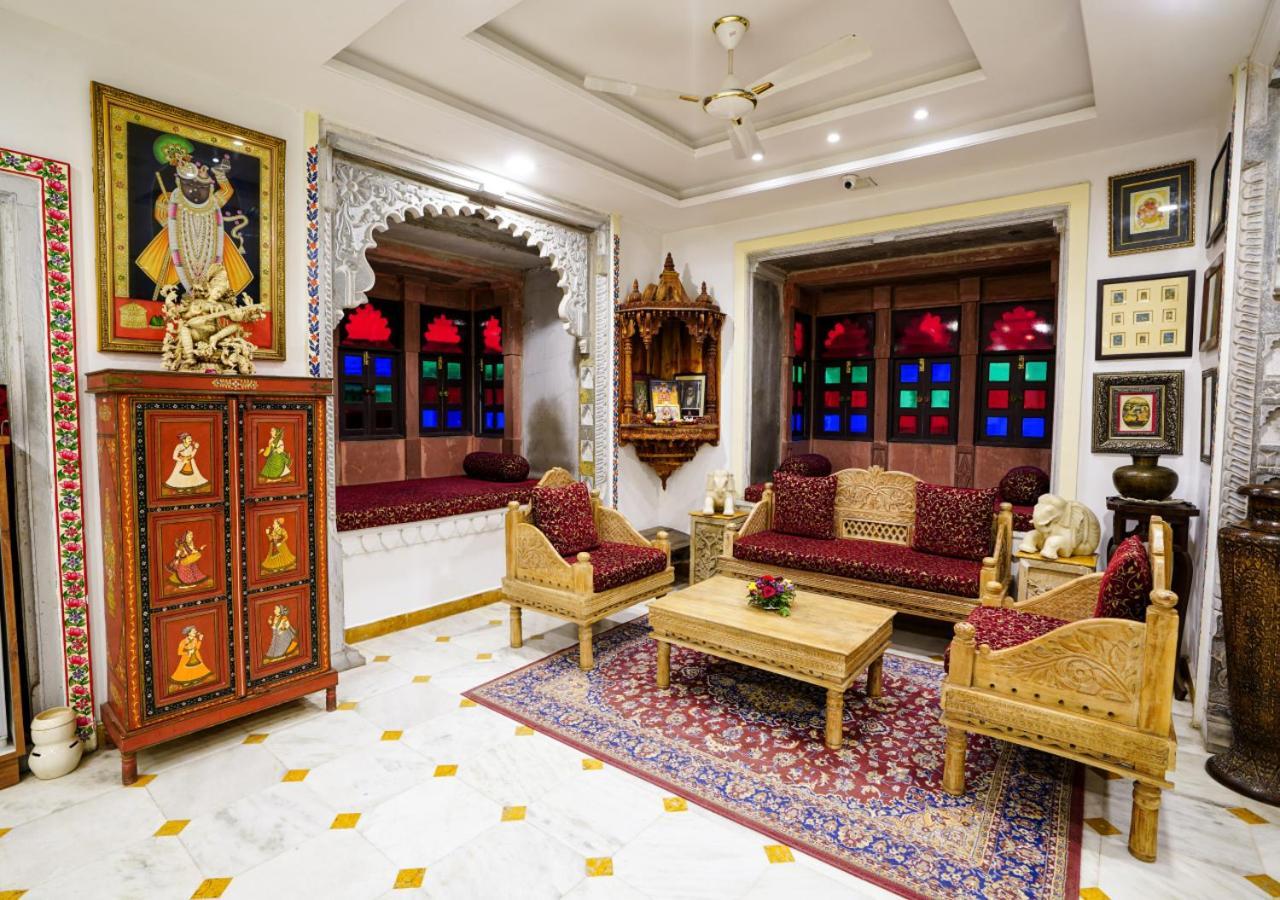 Bloom Boutique L Lake Pichola Udaipur Bagian luar foto