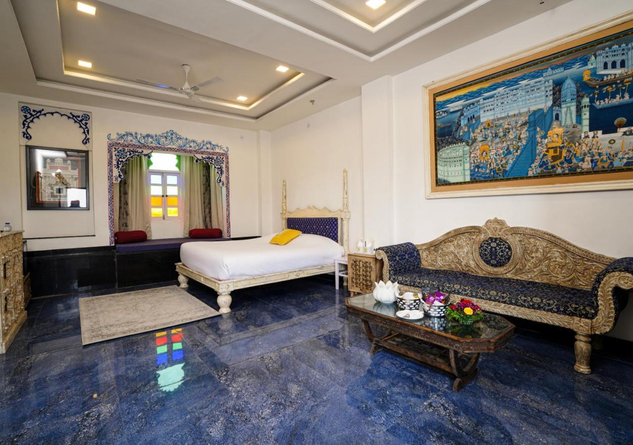 Bloom Boutique L Lake Pichola Udaipur Bagian luar foto