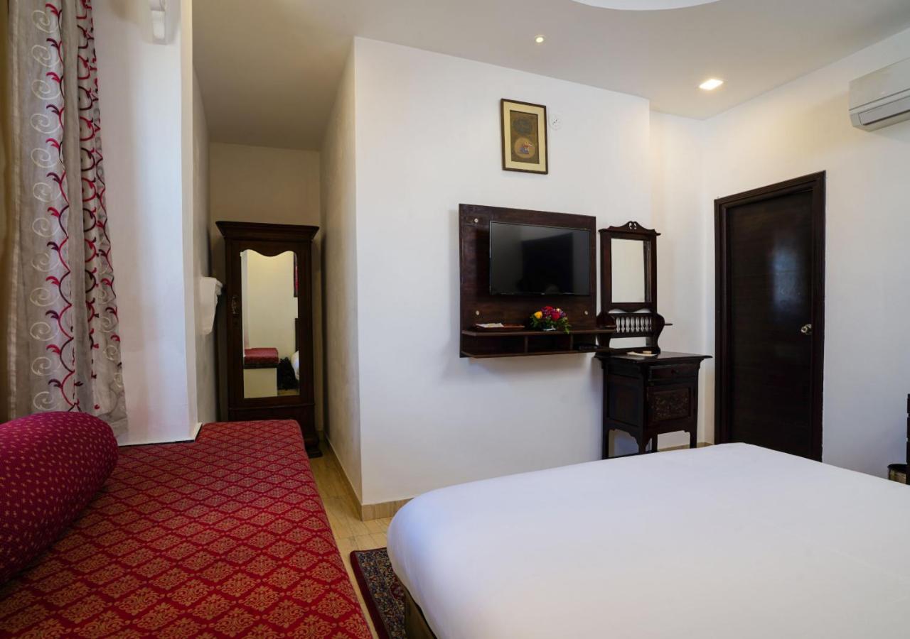 Bloom Boutique L Lake Pichola Udaipur Bagian luar foto