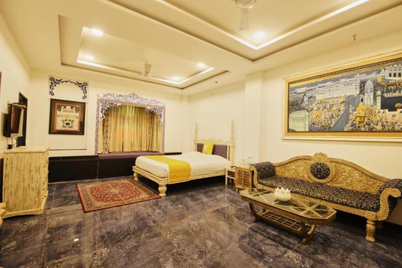 Bloom Boutique L Lake Pichola Udaipur Bagian luar foto