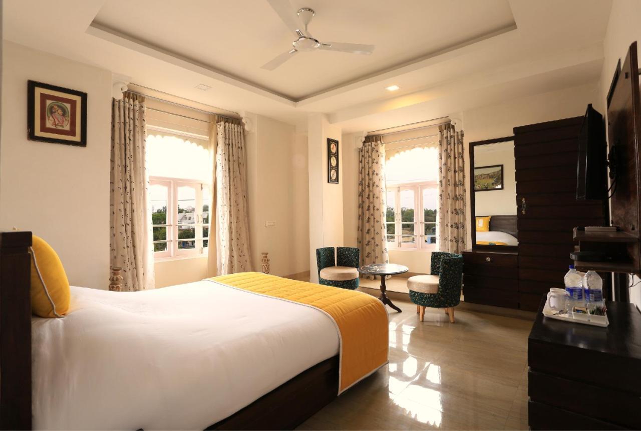 Bloom Boutique L Lake Pichola Udaipur Bagian luar foto