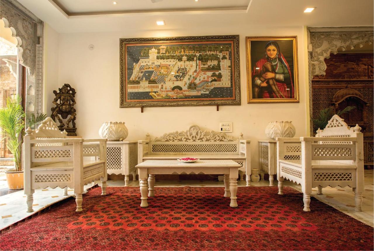 Bloom Boutique L Lake Pichola Udaipur Bagian luar foto