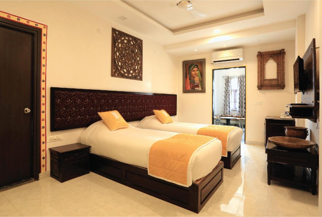 Bloom Boutique L Lake Pichola Udaipur Bagian luar foto